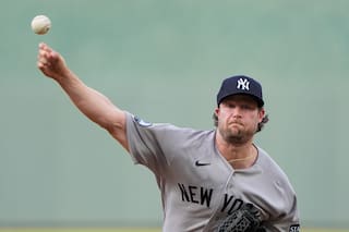 Gerrit Cole poncha a diez y Yankees blanquean a Reales 7-0 para vencerlos por 14.ª vez seguida