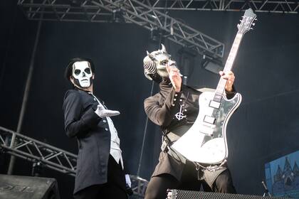Papa Emeritus volvió a Buenos Aires con una banda nueva, luego de echar a todos sus ex compañeros