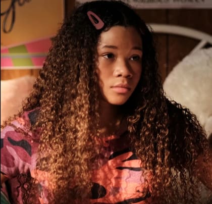 Gia Bennett es responsable y ordenada, pero le cuesta expresar sus sentimientos, algo con lo que podrán sentirse identificadas las personas de Capricornio