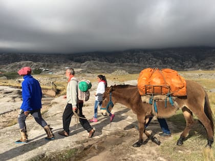 Tragedia en Córdoba: un turista murió cuando hacía senderismo en el Cerro Champaquí