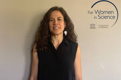 Laura Giambiagi también fue distinguida con una mención por un trabajo sobre la geología de la Puna y el Altiplano