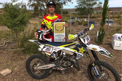 Gianfranco Zunino mostraba su título de campeón argentino de 2019