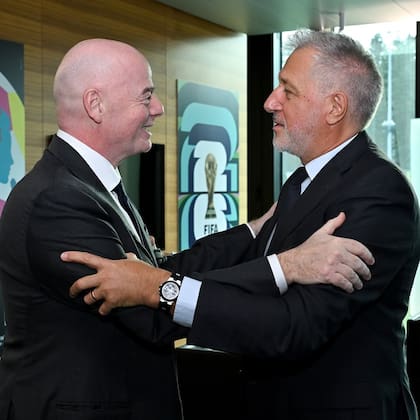 Gianni Infantino y Sergio Marchi, en una charla de enero pasado