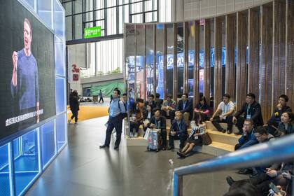 Gigantes estadounidenses como Google o Facebook, cuyo acceso al mercado chino es casi testimonial, no se han querido perder la feria que simboliza la apertura importadora de China