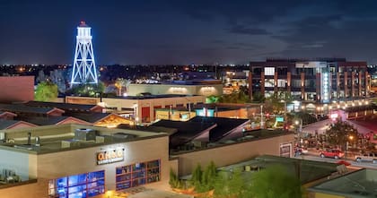 Gilbert, Arizona (Williams Luxury Homes)