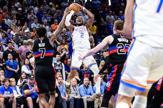 Gilgeous-Alexander explota con 47 puntos y el Thunder supera en prórroga 114-110 a los Pistons