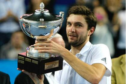 Gilles Simon se quedó con el duelo francés y el título