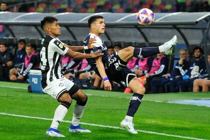 Gimnasia no pudo dominar en ningún momento el balón ni el espectáculo, en general