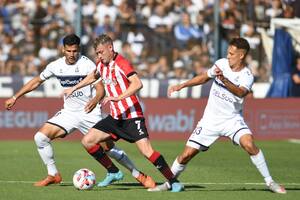 Cuando parecía que no iba a poder, Gimnasia encontró el 1-1 que merecía ante Estudiantes en el último segundo