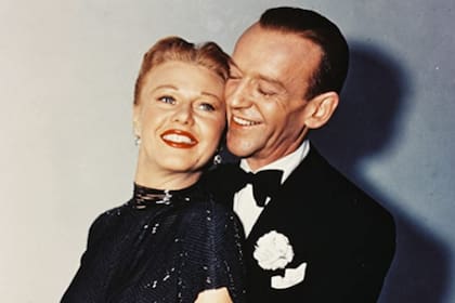 Fred Astaire, una de las grandes estrellas de los musicales de MGM, y su compañera inmortal, Ginger Rogers.