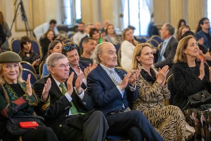 Gino Bogani, en primera fila, aplaudió a Marzotto