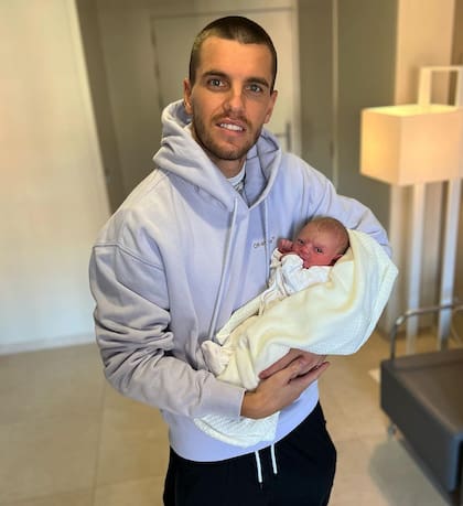 Giovani Lo Celso con Emilia, su primera hija