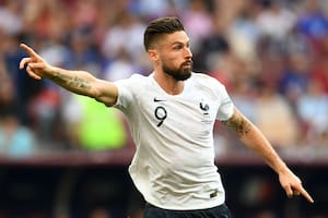 La historia de Giroud, el delantero que espera bajo la sombra de Benzema