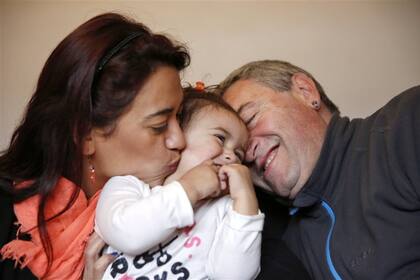 Gisela de Antón y su marido, Claudio, después de años, lograron tener a Felicitas