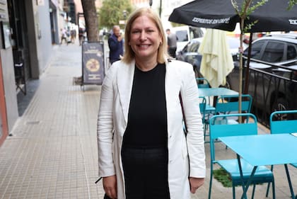 Gisela Scaglia, al ingresar en la reunión de Pro