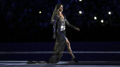 Gisele Bündchen, desfilando en la ceremonia inaugural de Río 2016