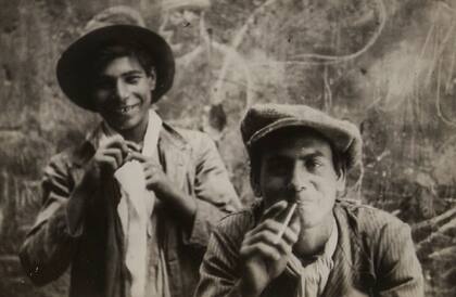 Gitanos, Granada, 1933, Henri Cartier-Bresson