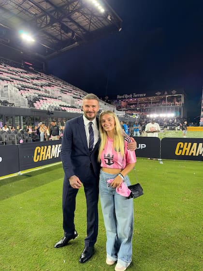 Giuliana junto a David Beckham, el principal accionario del Inter Miami