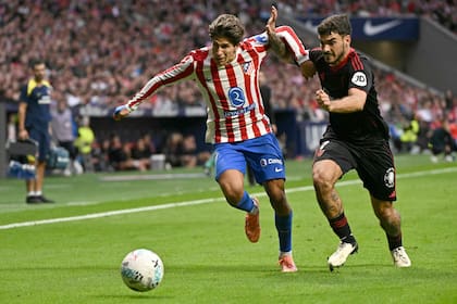 Giuliano Simeone deja atrás la marca de Isaac Romero, de Sevilla