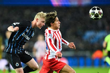 Giuliano Simeone intenta anticiparse a Joaquin Seys