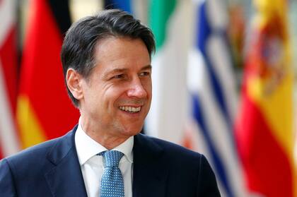 Giuseppe Conte confirmó a Merlo en el cargo