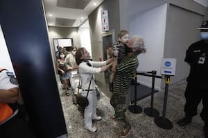 Cómo fue la llegada de los cinco argentinos repatriados desde Ucrania durante la guerra