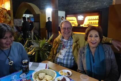 Gloria López Morales junto a Alejandro Maglione