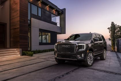 Según la vendedora, el GMC Yukon es uno de los autos más solicitados por los compradores en Florida