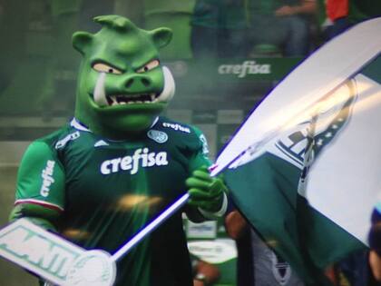 Gobbato, la mascota de Palmeiras con la apariencia de un cerdo