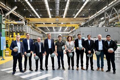 Gobernadores de Provincias Unidas en la planta de Aluar en Puerto Madryn