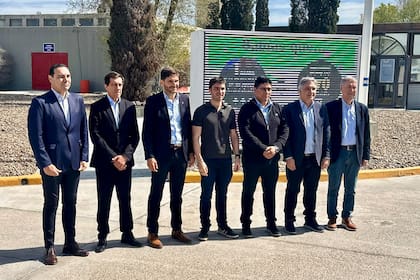 Gobernadores de Provincias Unidas junto a los exmandatarios Gustavo Valdés (Corrientes) y Juan Schiaretti (Córdoba)