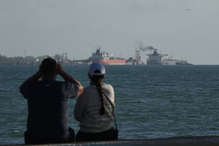 Gobierno cubano atribuye alivio de apagones a llegada de barco petrolero ruso