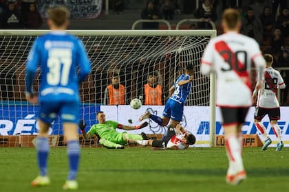 Godoy Cruz derrotó a River