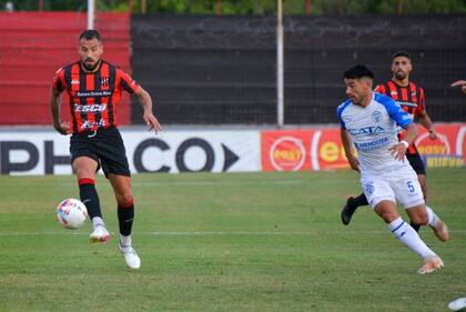 Godoy Cruz juega frente al descendido Patronato