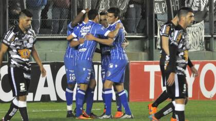 Godoy Cruz superó el examen ante Estudiantes (BA)