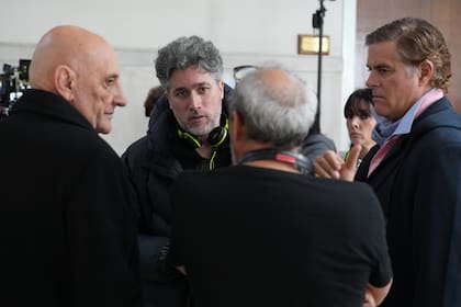Goity y Amigorena junto a Mariano Cohn, en pleno rodaje