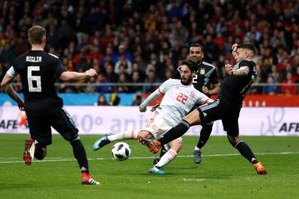 Gol de Isco: una imagen del 6-1 de España a la Argentina, en Madrid, en el último amistoso con un conjunto europeo, antes de Rusia 2018
