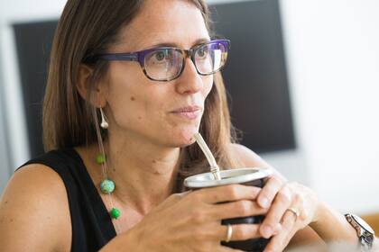 Gómez Alcorta, durante la entrevista con LA NACION