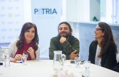 Gómez Alcorta junto a sus referentes políticos Cristina Kirchner y Juan Grabois