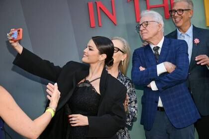 Gomez es una de las protagonistas y productoras de la serie Only Murders in the Building