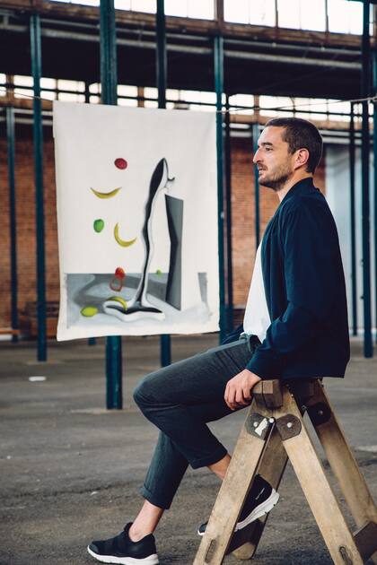 Gonzalo Beccar Varela Inspiradas en formas geométricas, sus obras buscan darle relieve a la pintura, hasta otorgarle tres dimensiones y convertirla en experiencia multisensorial
