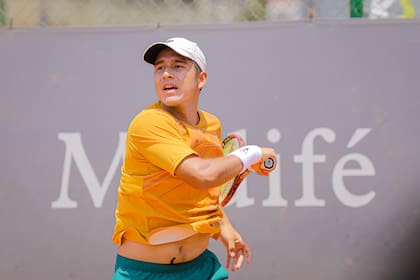 Gonzalo Bueno pasó a las semis en Tigre, donde se encontrará con su compatriota y máximo referente actual del tenis peruano, Juan Pablo Varillas.