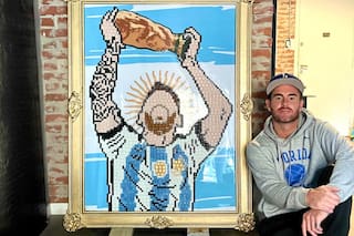 Jugó 16 años al básquet, se retiró por una lesión y hoy triunfa en el mundo como artista plástico