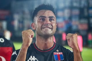 El impresionante gol de Martínez en su debut en Tigre para decretar la tercera caída seguida de Racing