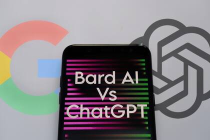 Google presentó Bard, su motor de inteligencia conversacional, para competir con ChatGPT; tiene algunas características que lo diferencian de esa otra plataforma