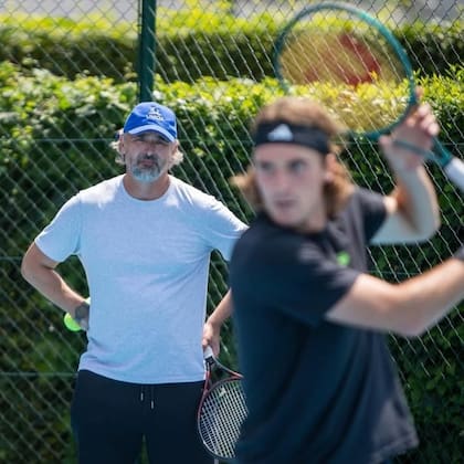 Goran Ivanisevic, de 53 años, actualmente trabajando como entrenador de Stefanos Tsitsipas