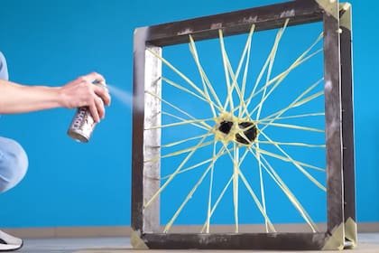 Gordieiev ha inventado algo que creíamos imposible: una bicicleta con ruedas cuadradas (Captura video)
