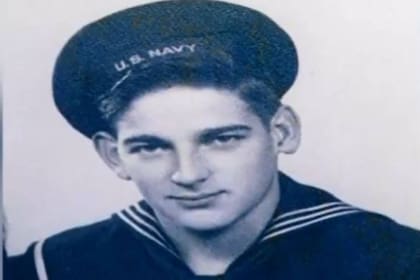 Gordon Smith combatió en el Pacífico contra los japoneses en la Segunda Guerra Mundial, donde fue reclutado luego de Pearl Harbor