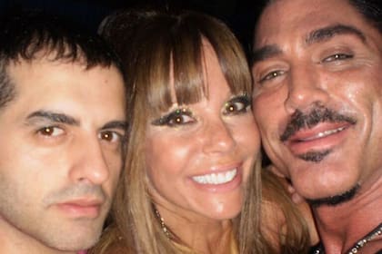 Graciela Alfano junto con Ricardo Fort en una fiesta