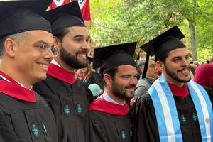 Graduación en la Universidad de Harvard. Donald Trump declaró el miércoles que la Universidad de Harvard debería limitar el porcentaje de estudiantes extranjeros a un 15 por ciento.